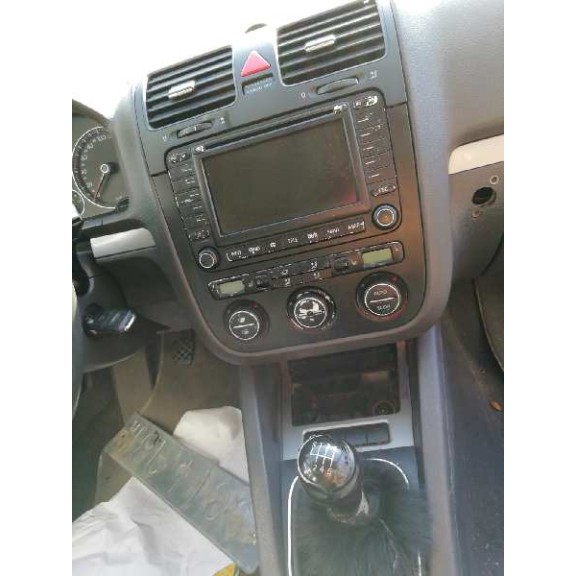 volkswagen golf v berlina (1k1) del año 2005