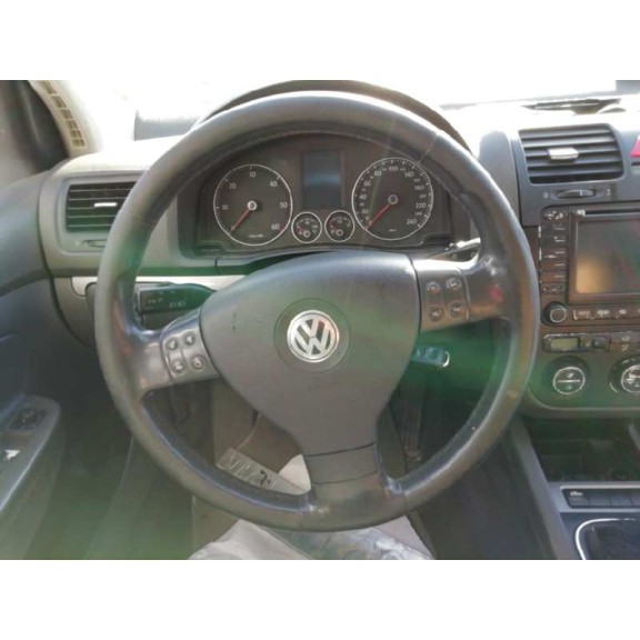 volkswagen golf v berlina (1k1) del año 2005