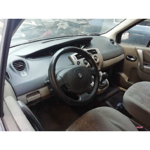 renault grand scenic del año 2006