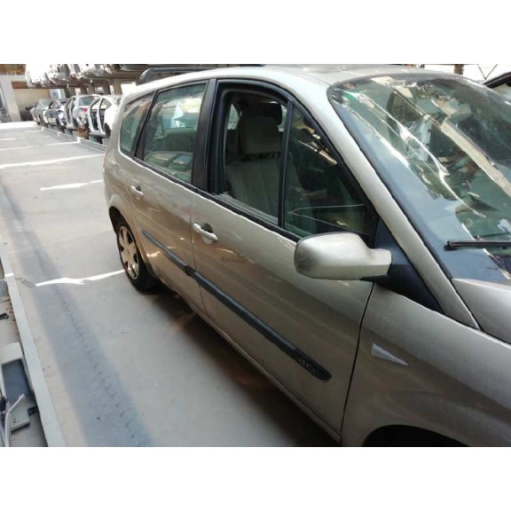 renault grand scenic del año 2006