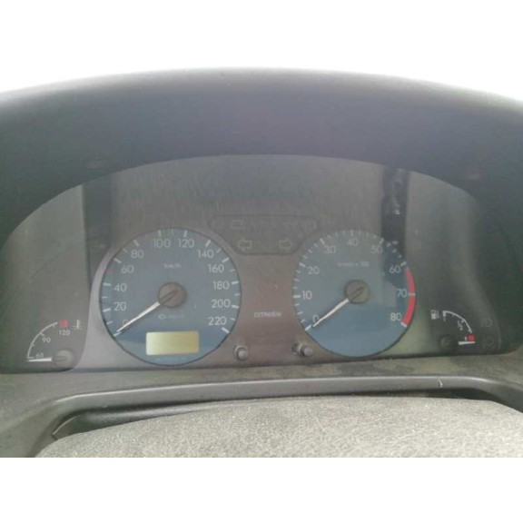 citroën xsara berlina del año 2002