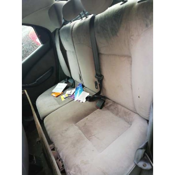 citroën xsara berlina del año 2002