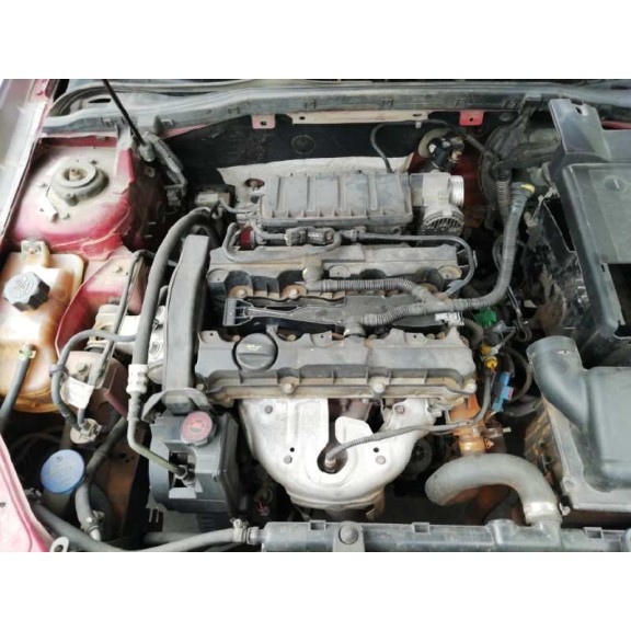 citroën xsara berlina del año 2002