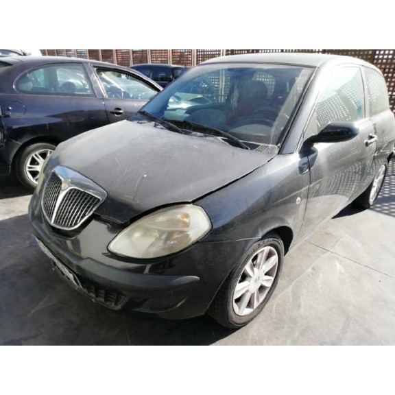 lancia ypsilon (101) del año 2003