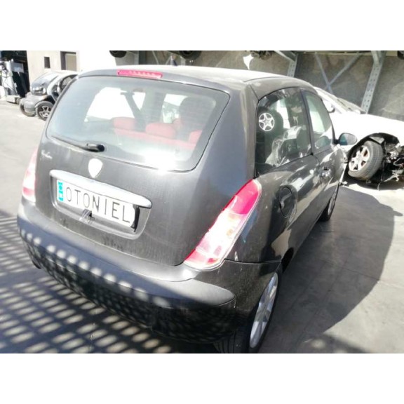 lancia ypsilon (101) del año 2003