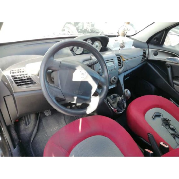 lancia ypsilon (101) del año 2003