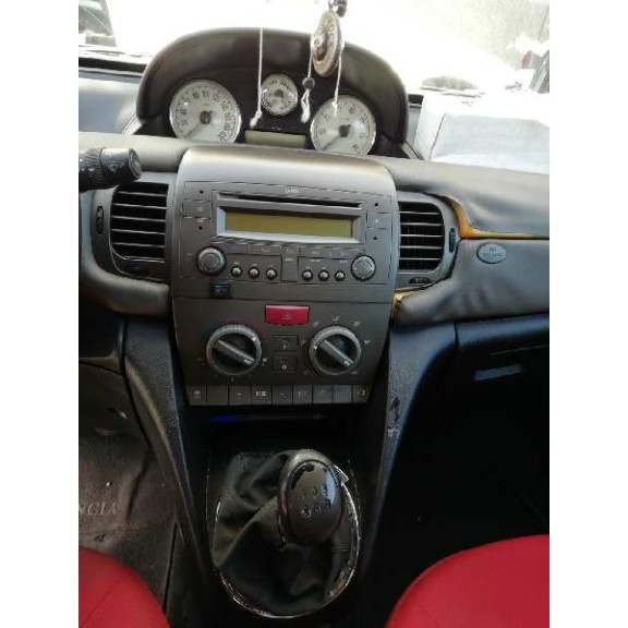 lancia ypsilon (101) del año 2003