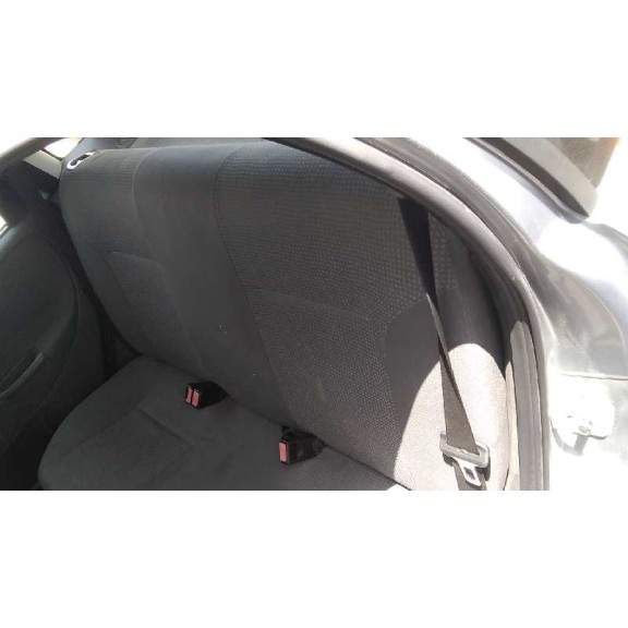 opel corsa c del año 2002