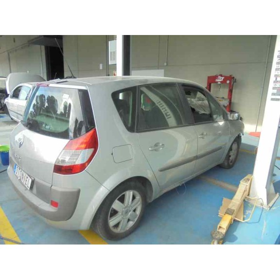 renault scenic ii del año 2005