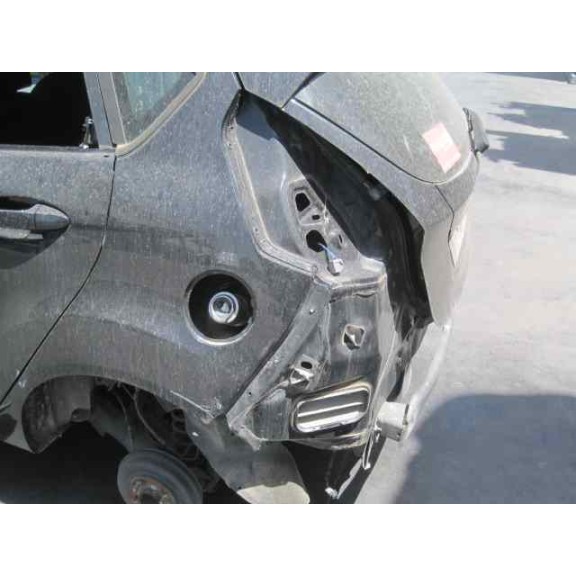 ford fiesta (ccn) del año 2013