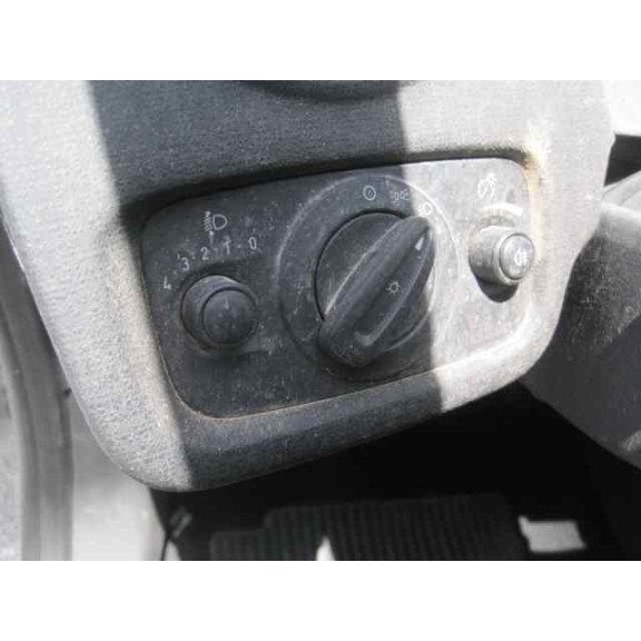 ford fiesta (ccn) del año 2013