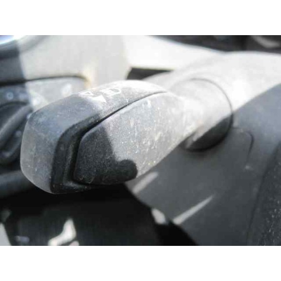 ford fiesta (ccn) del año 2013