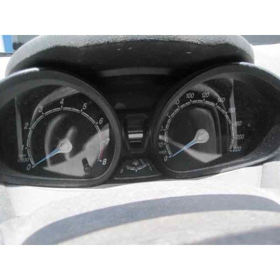 ford fiesta (ccn) del año 2013