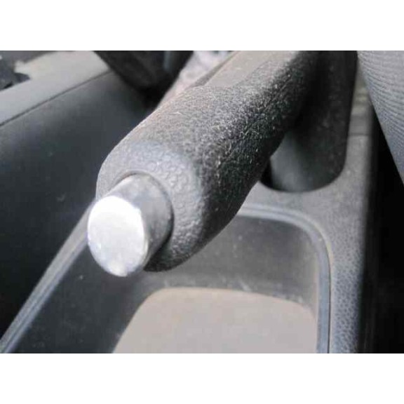 ford fiesta (ccn) del año 2013