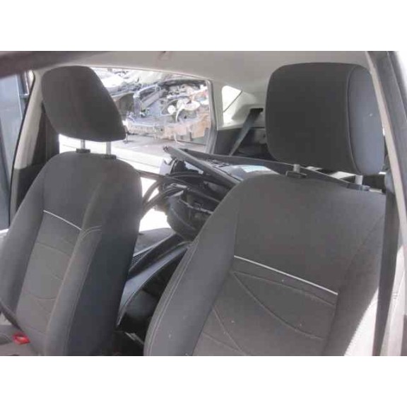 ford fiesta (ccn) del año 2013