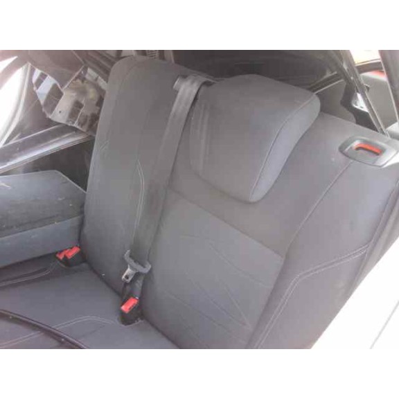 ford fiesta (ccn) del año 2013