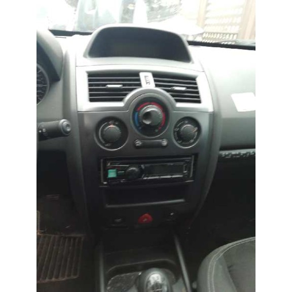 renault megane ii berlina 5p del año 2008