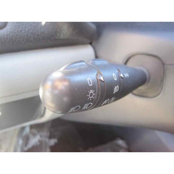 renault clio ii fase ii (b/cb0) del año 2001