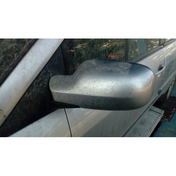 renault grand scenic del año 2005