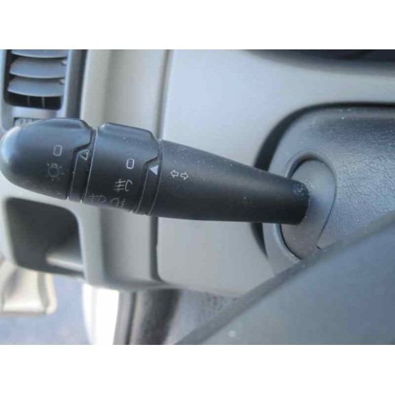 opel vivaro del año 2003