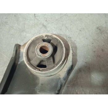 Recambio de brazo suspension inferior delantero derecho para renault laguna iii referencia OEM IAM 104F044D 545000011R 