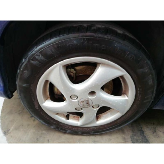 peugeot 206 berlina del año 2004