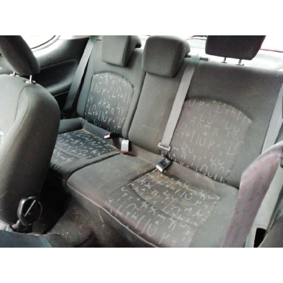 peugeot 206 berlina del año 2004