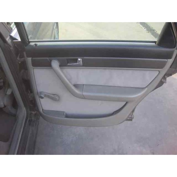 audi a6 berlina (c4) del año 1996