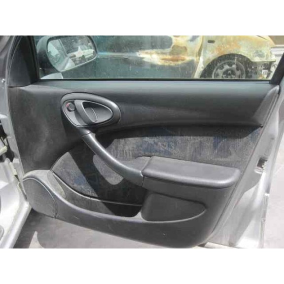 citroën xsara berlina del año 2000