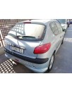 peugeot 206 berlina del año 2001