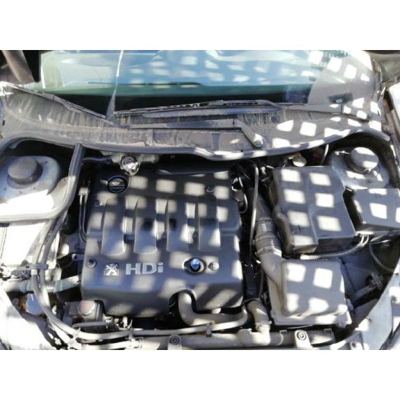 peugeot 206 berlina del año 2001