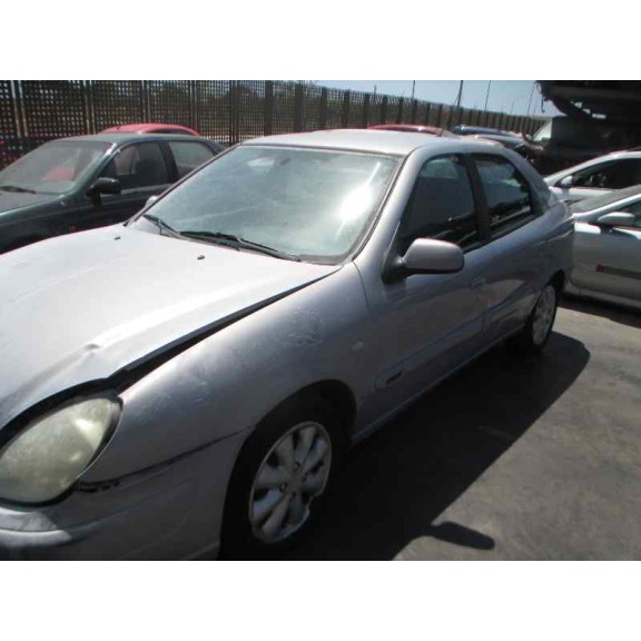 citroën xsara berlina del año 2001