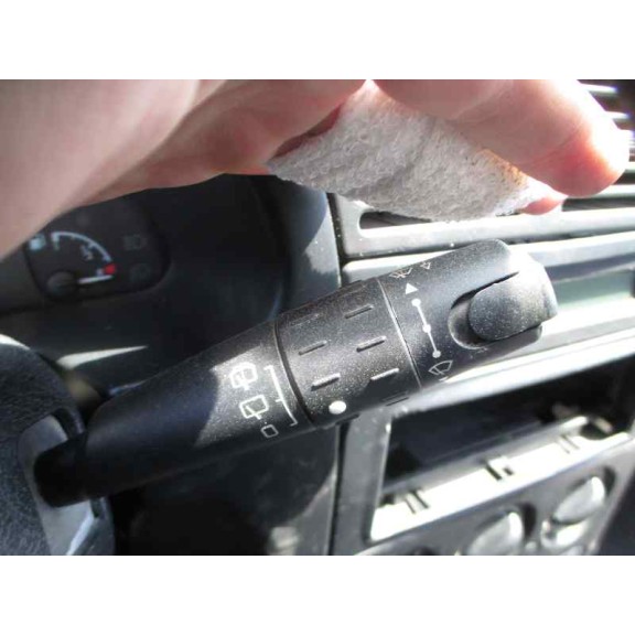 citroën xsara berlina del año 2001