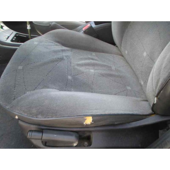 citroën xsara berlina del año 2001