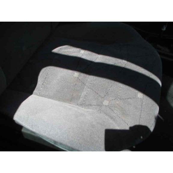 citroën xsara berlina del año 2001