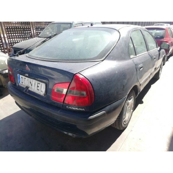 mitsubishi carisma berlina 5 (da0) del año 2000
