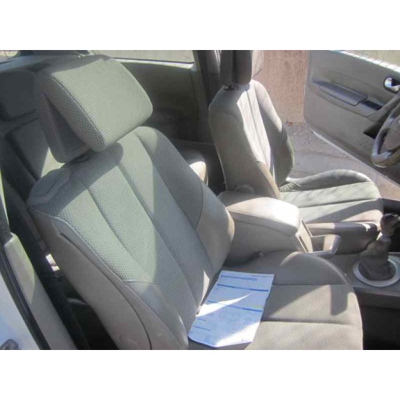 renault megane ii berlina 3p del año 2002