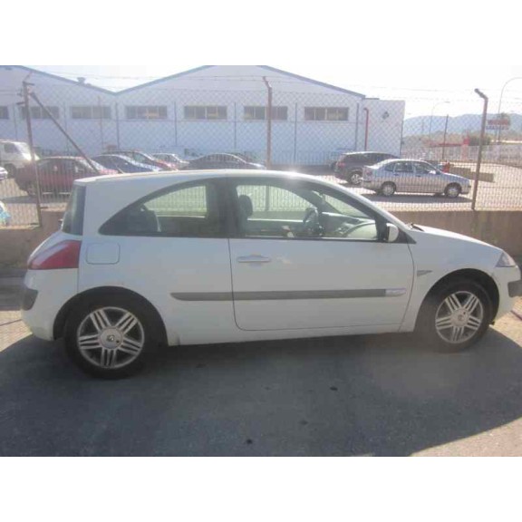renault megane ii berlina 3p del año 2002