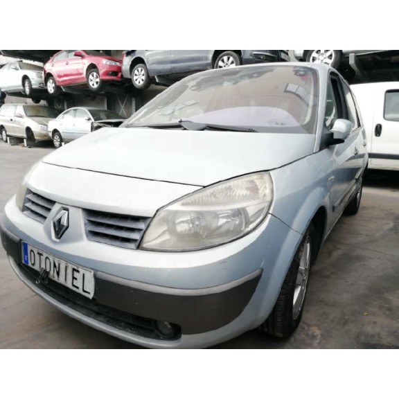 renault megane grand scenic ii del año 2004
