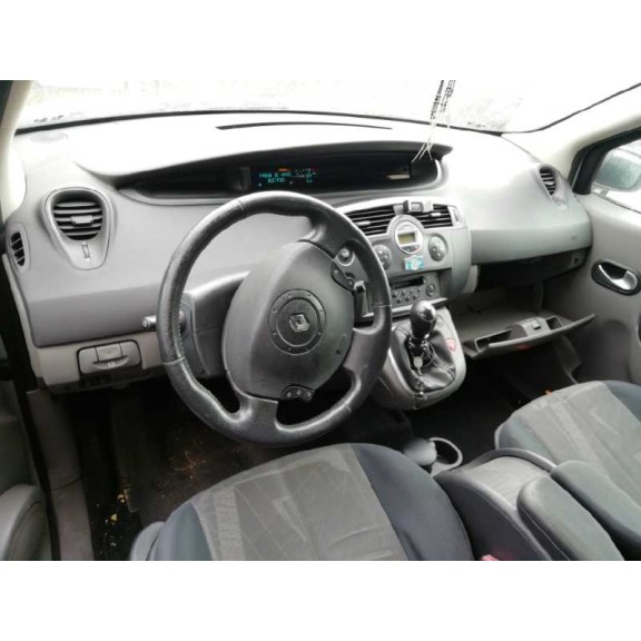 renault megane grand scenic ii del año 2004