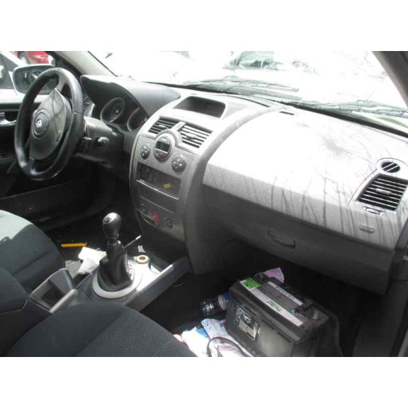 renault megane ii berlina 3p del año 2004