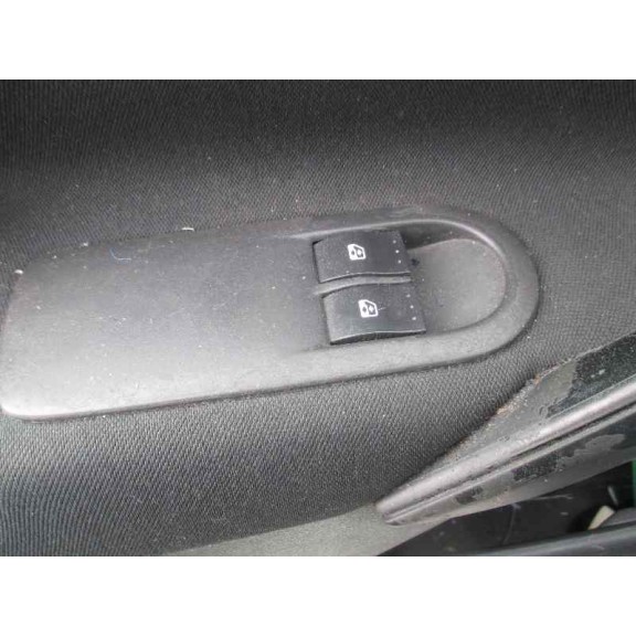 renault megane ii berlina 3p del año 2004