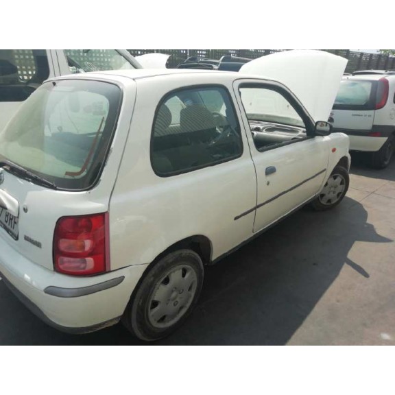 nissan micra (k11) del año 2001
