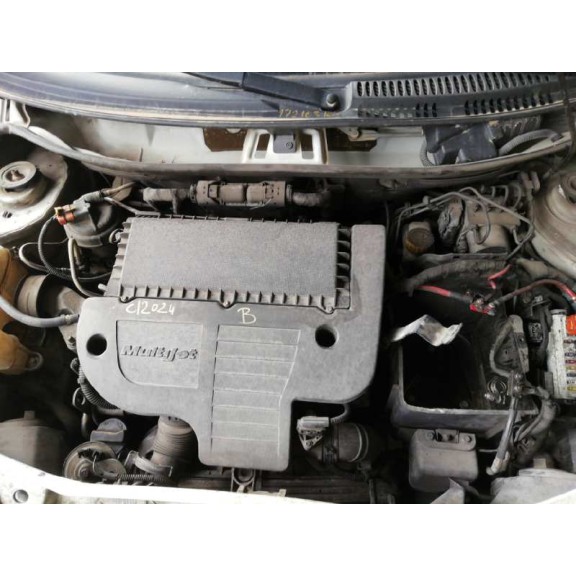 fiat punto berlina (188) del año 2005