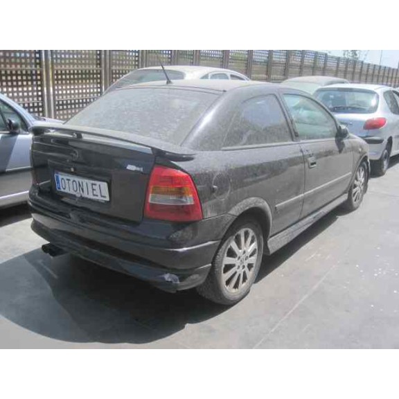opel astra g berlina del año 2003