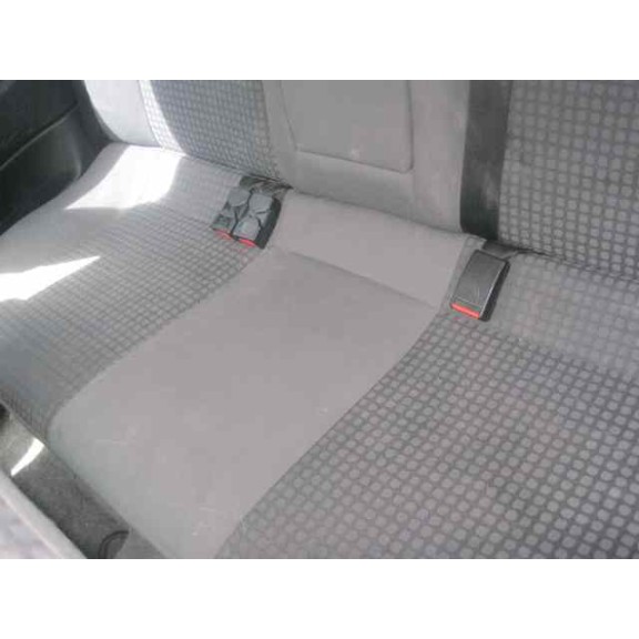 opel astra g berlina del año 2003