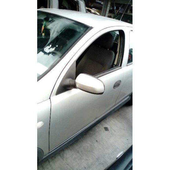 opel corsa c del año 2003