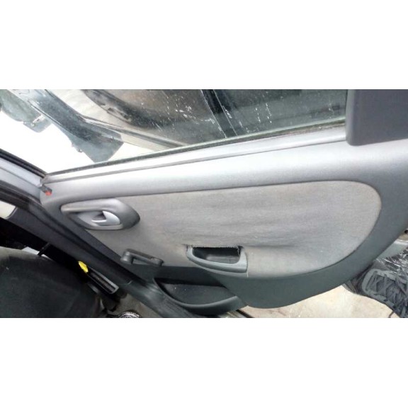 opel corsa c del año 2003