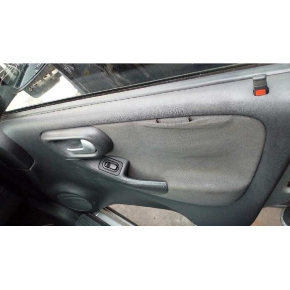 opel corsa c del año 2003