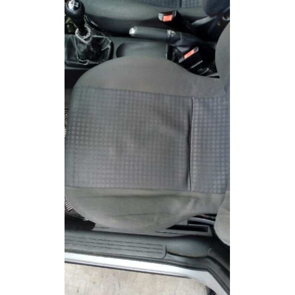 opel corsa c del año 2003